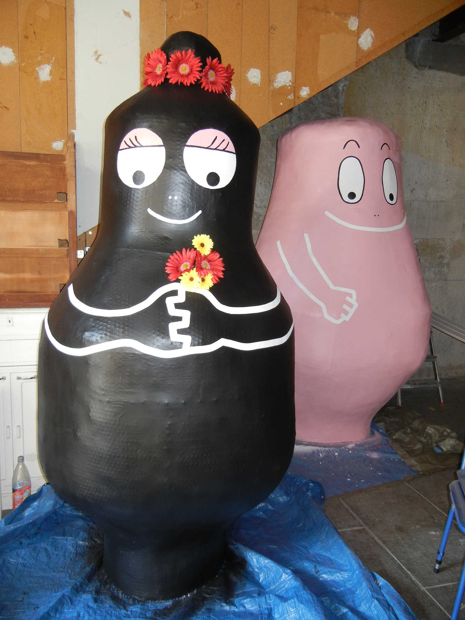 Barbapapa et barbamama en papier mâché